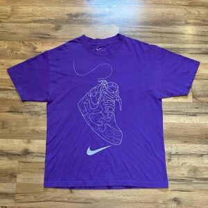2011 Nike Center Swoosh Sneaker Short Sleeve